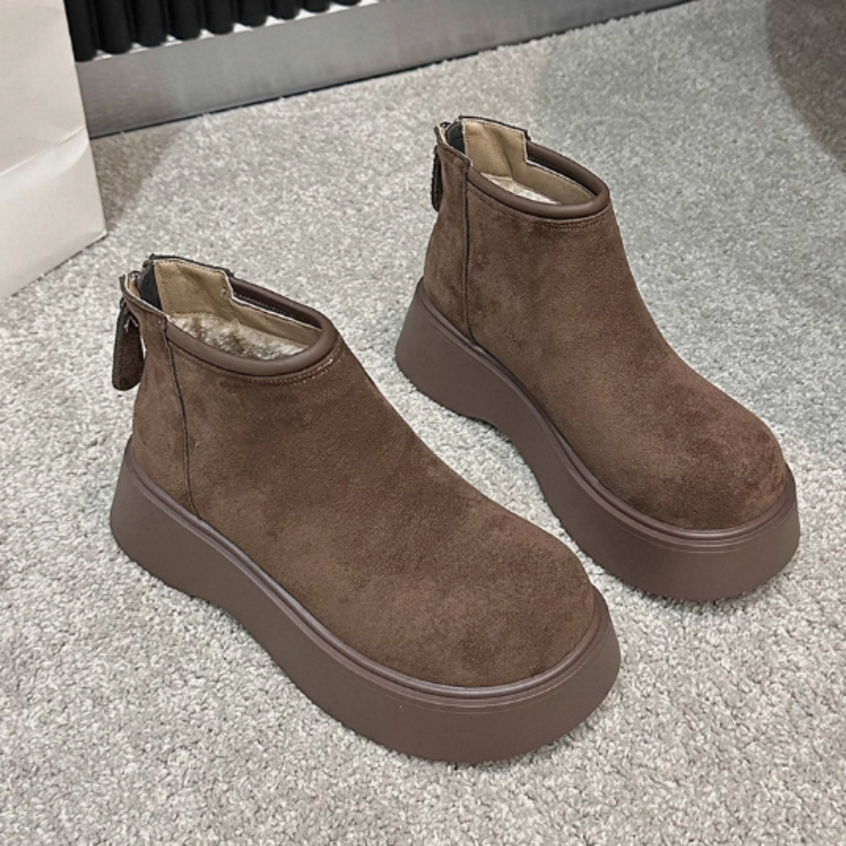 Women Fleece Lined Platform Winter Boots Non Slip Fuzzy Suede Boots With Zipper